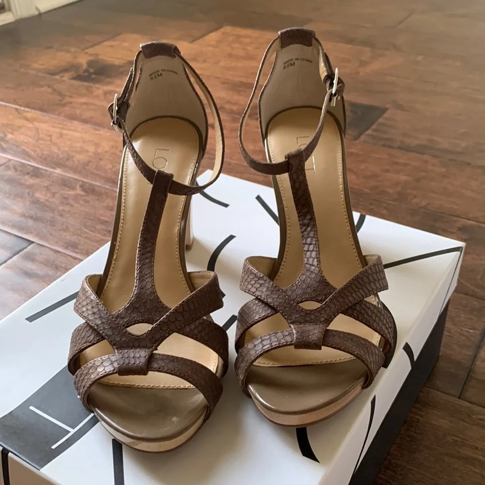 NIB LOFT Brown Kimberly Leather Strappy Open Toe Platform Heels Size 6.5